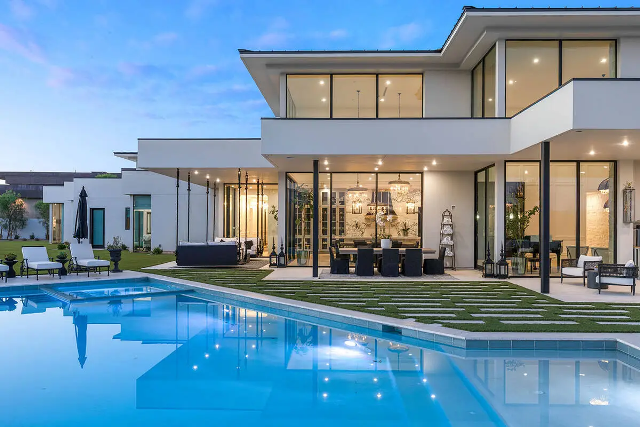 Ultra Luxury Plan